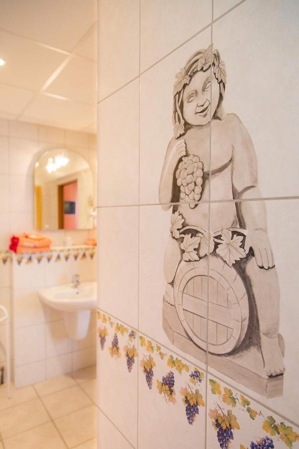 Domaine Bacchus Bed and Breakfast Reuil-sur-Marne Exterior foto
